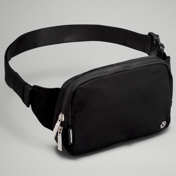 Lululemon Everywhere Belt Bag Large - Picture 3 of 8